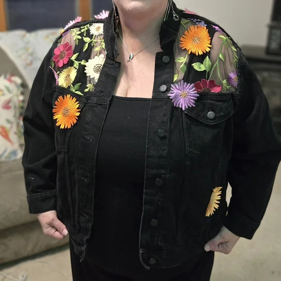 Floral Embroidered Black Denim Jacket - Picture 8 of 8